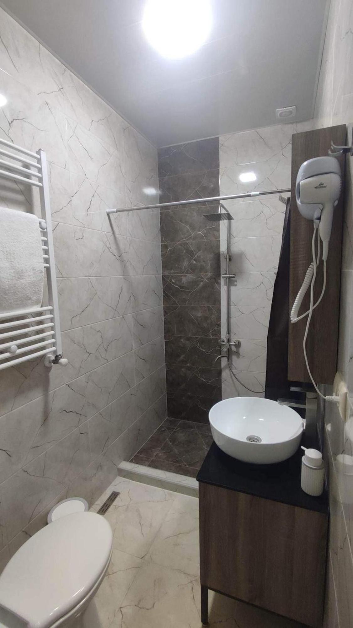 Guest House Nima Kutaisi Exterior foto