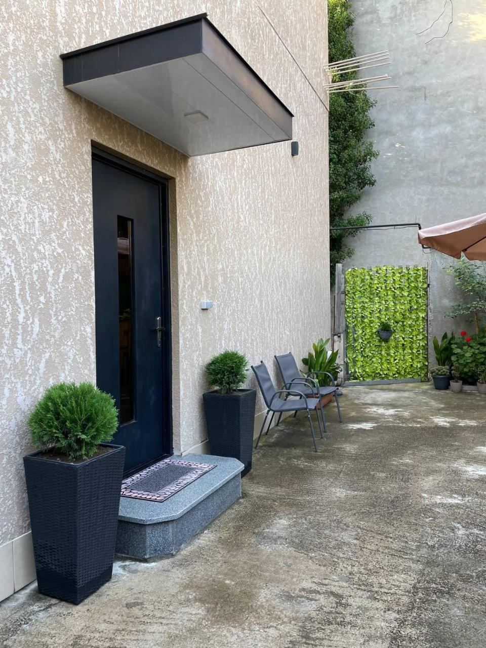 Guest House Nima Kutaisi Exterior foto