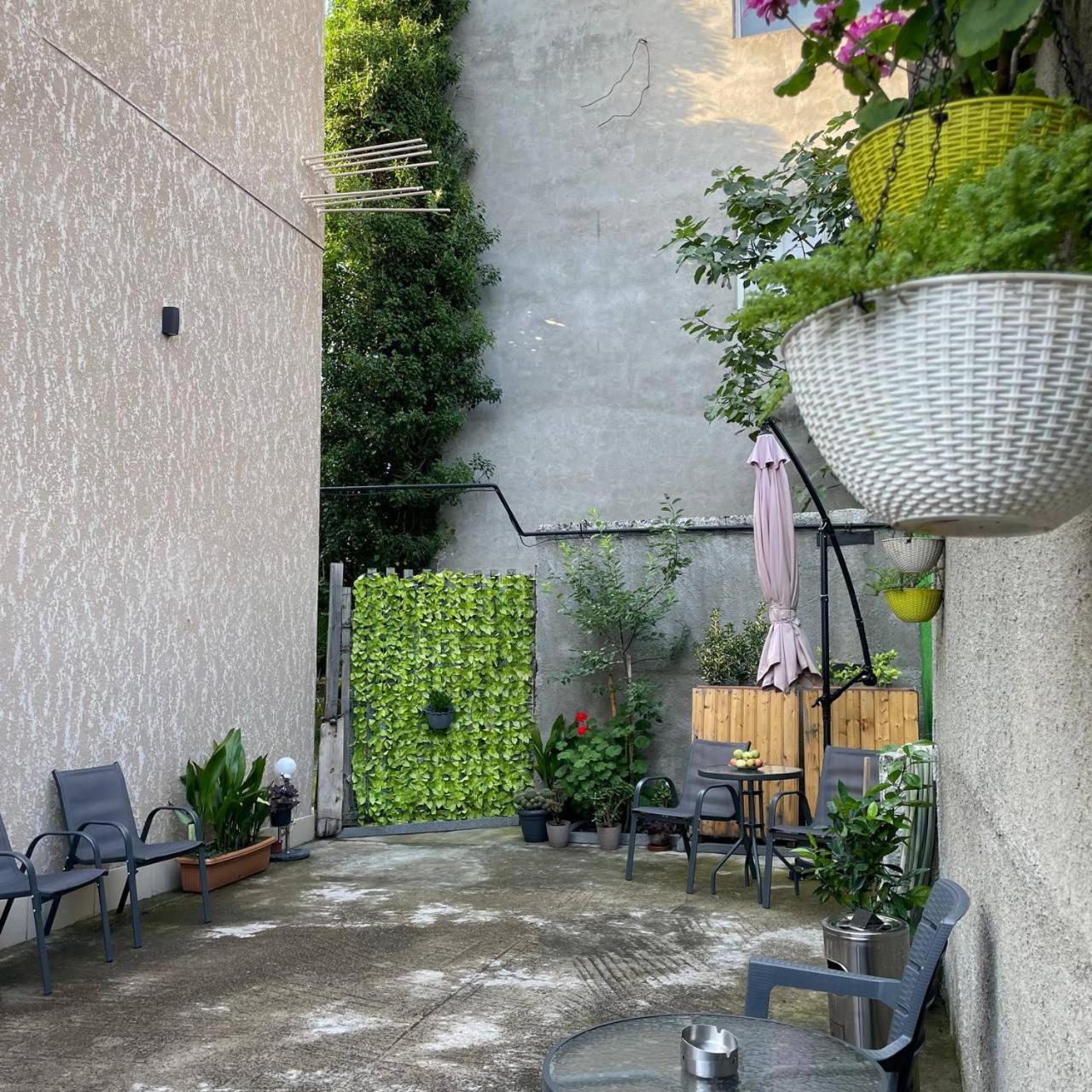 Guest House Nima Kutaisi Exterior foto